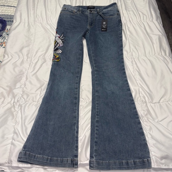 Ed Hardy Jeans Embroidered Spell Out Y2K Flare New York City NYC 28 women’s - Picture 12 of 12